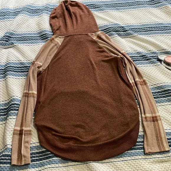 Fall 🍂🍁 pullover - Picture 7 of 7